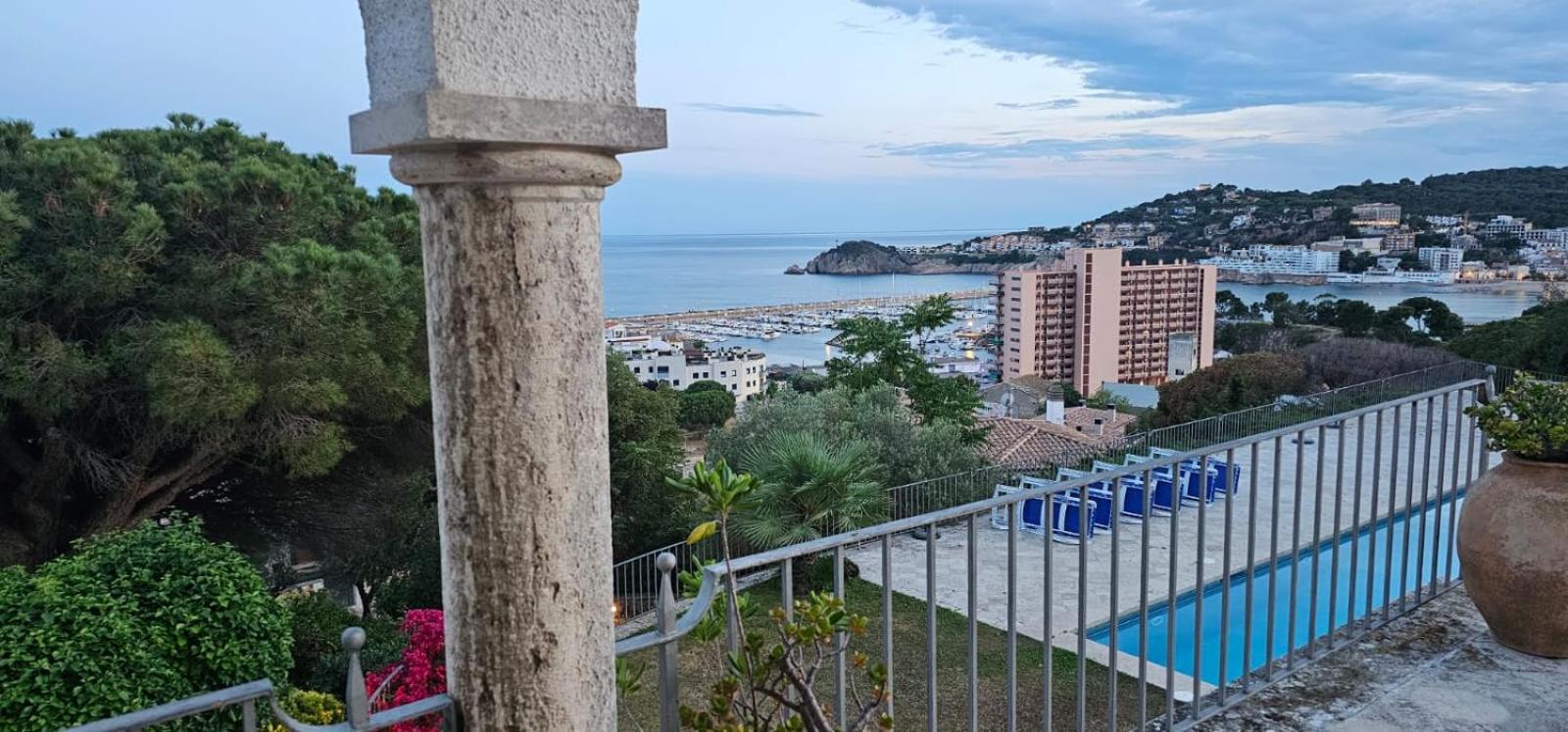 Villa Maricel Sant Feliu de Guíxols Exteriér fotografie