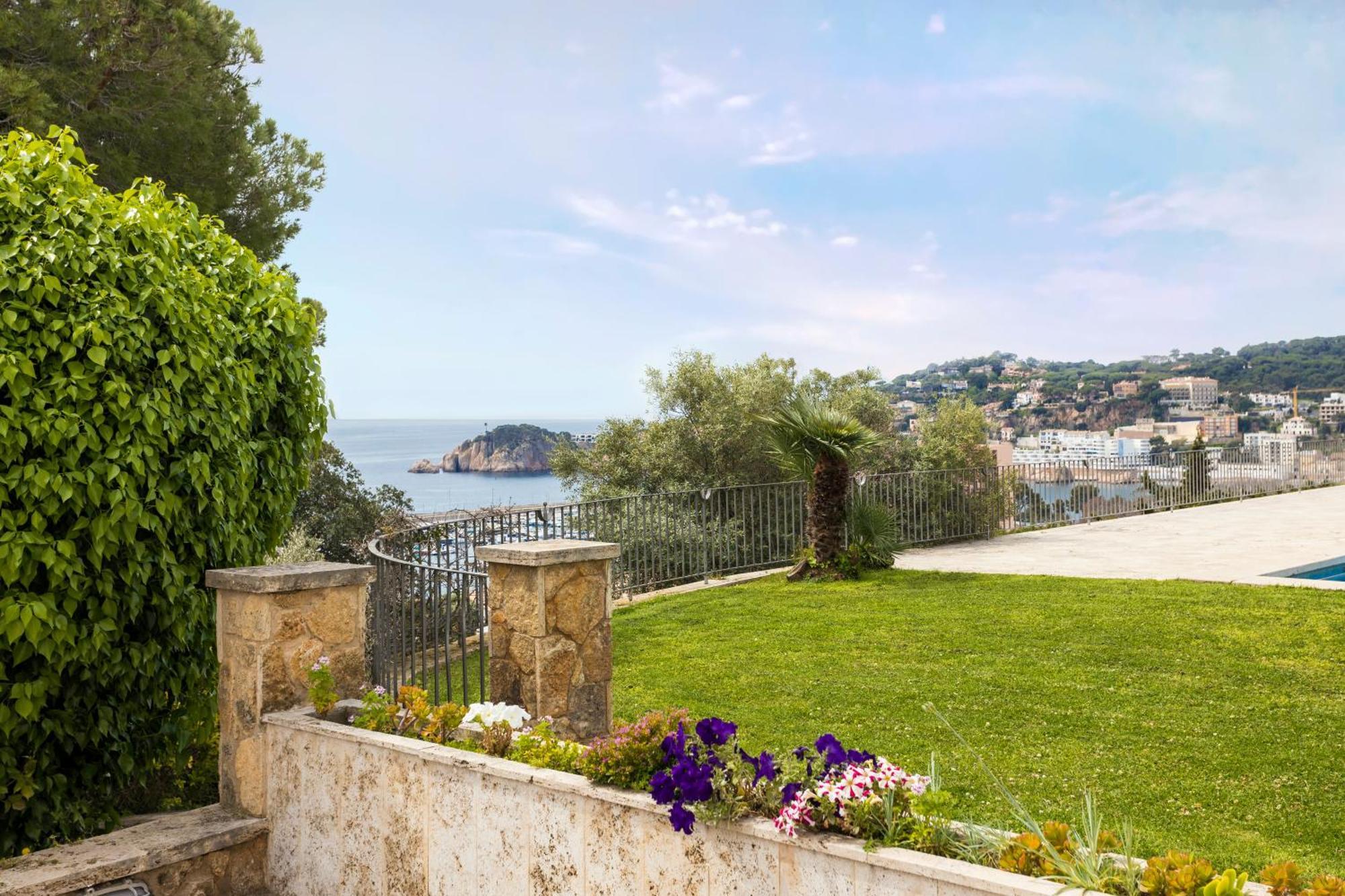 Villa Maricel Sant Feliu de Guíxols Exteriér fotografie